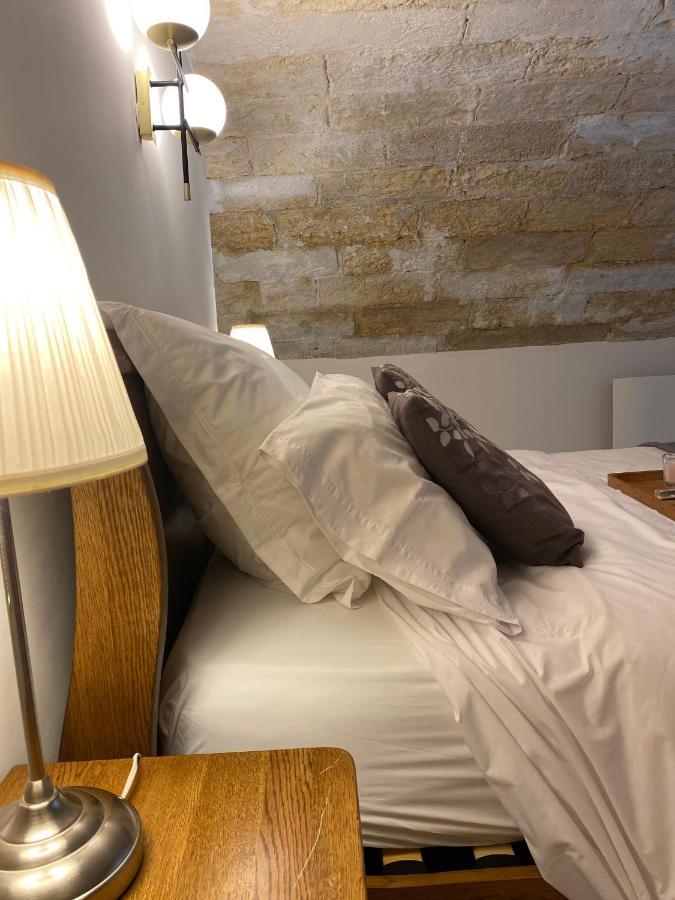 Appartement Avec Piscine Privee Dans Residence Pour 6 Personnes Uzes Ngoại thất bức ảnh