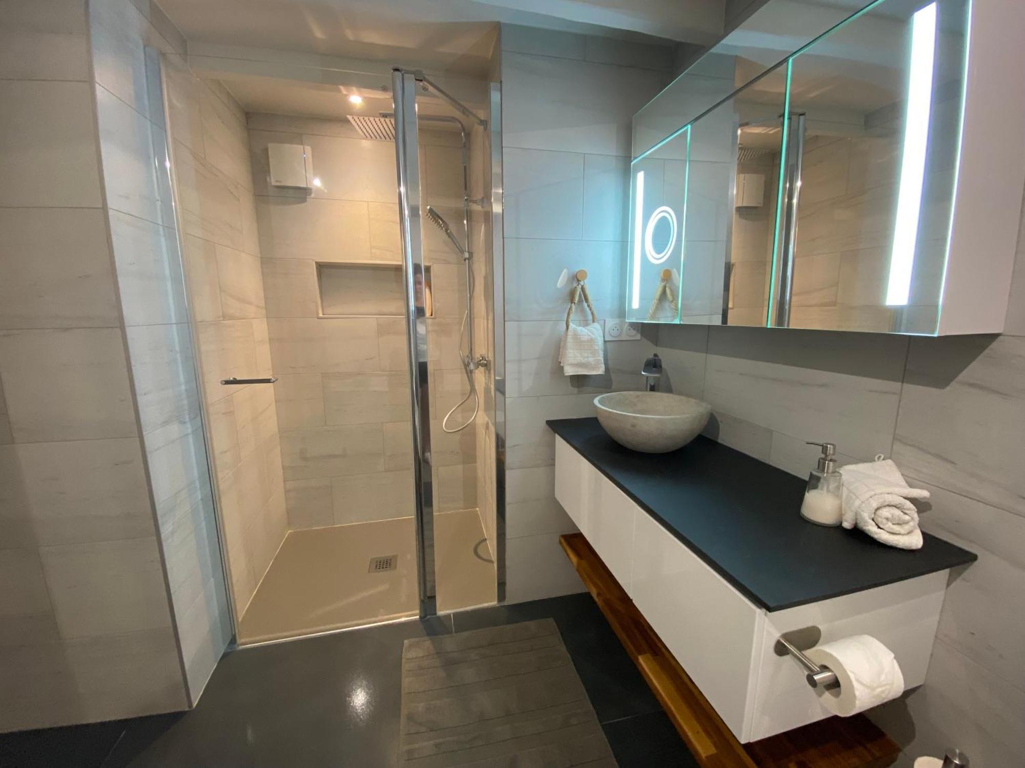 Appartement Avec Piscine Privee Dans Residence Pour 6 Personnes Uzes Ngoại thất bức ảnh