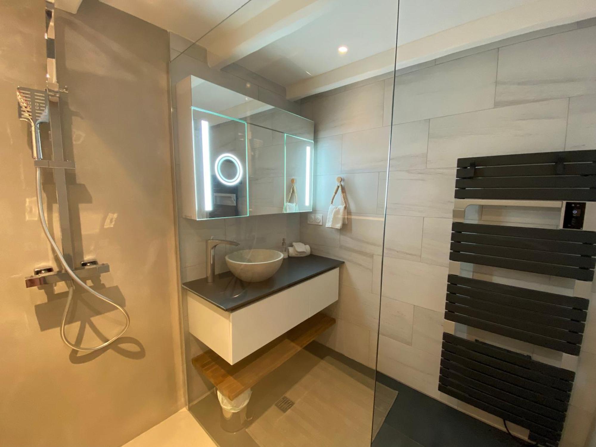 Appartement Avec Piscine Privee Dans Residence Pour 6 Personnes Uzes Ngoại thất bức ảnh