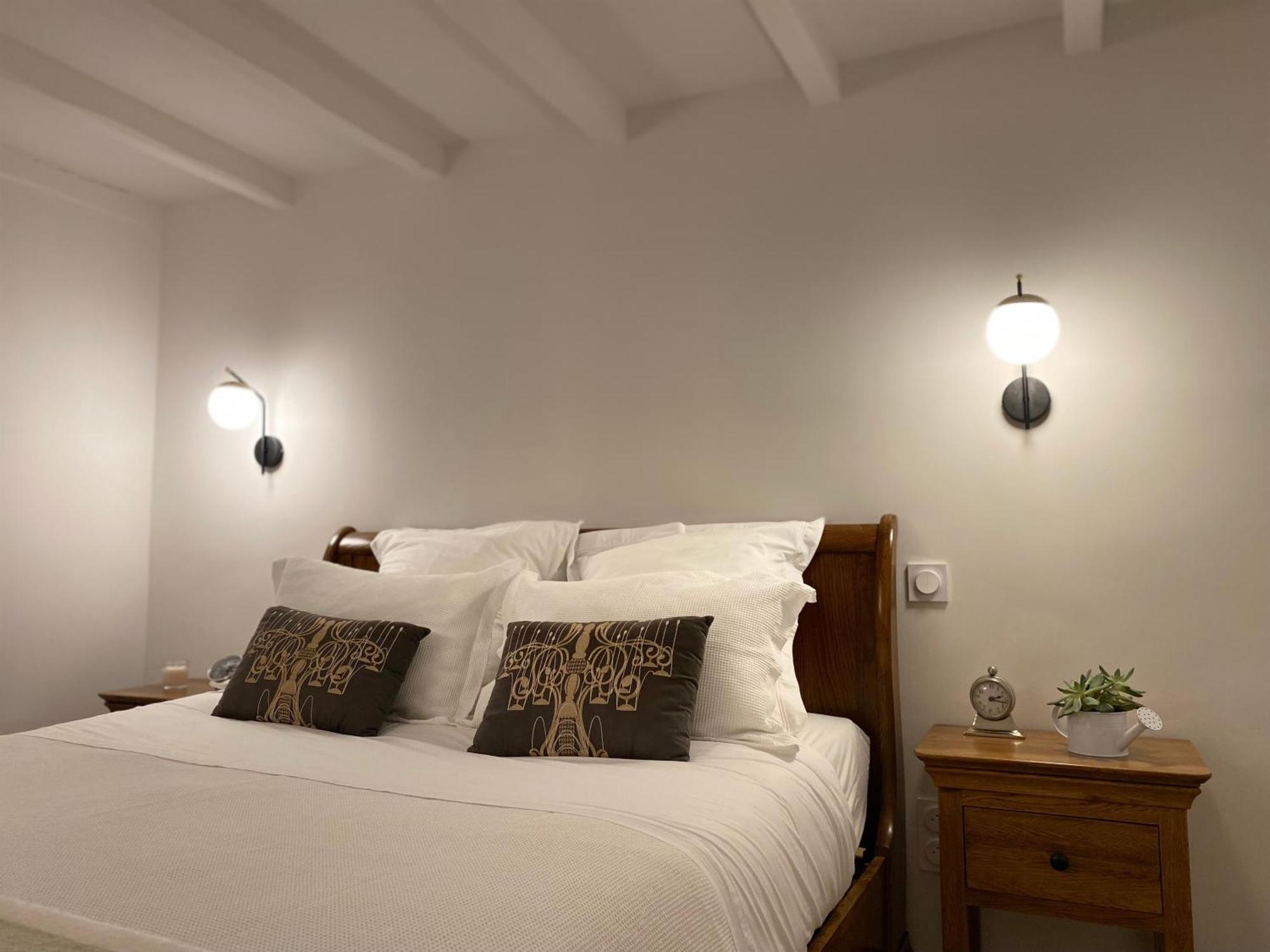Appartement Avec Piscine Privee Dans Residence Pour 6 Personnes Uzes Ngoại thất bức ảnh