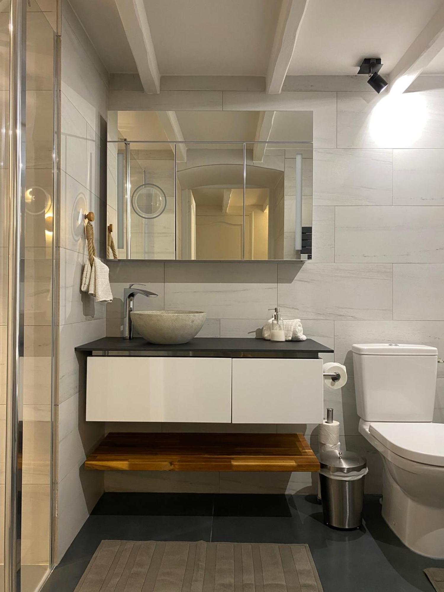Appartement Avec Piscine Privee Dans Residence Pour 6 Personnes Uzes Ngoại thất bức ảnh