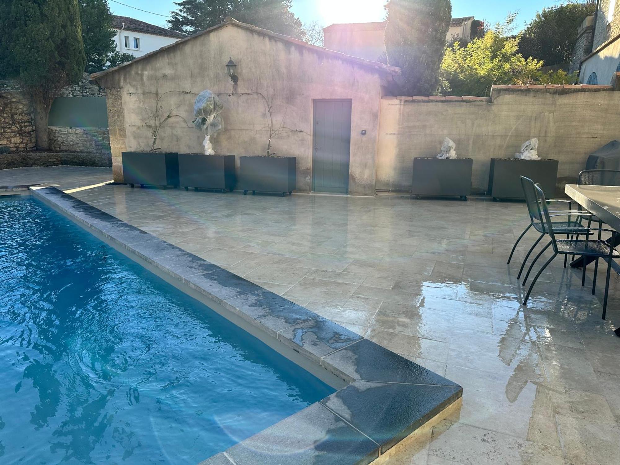Appartement Avec Piscine Privee Dans Residence Pour 6 Personnes Uzes Ngoại thất bức ảnh